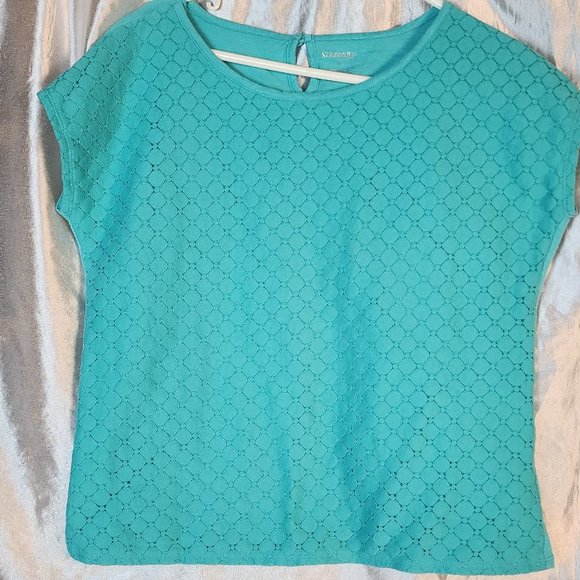 Sz XL St. John's Bay Cap Sleeve Aqua Blue "Mermaid Scale" Knit Overlay T-Shirt - Picture 1 of 9